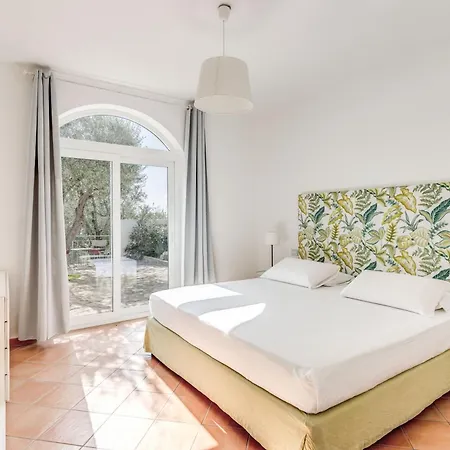 Chez Pie Panoramic Views Pool And Guest Services Villa *