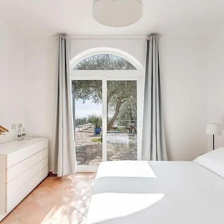 Chez Pie Panoramic Views Pool And Guest Services