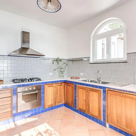 Chez Pie Panoramic Views Pool And Guest Services SantʼAgata sui Due Golfi