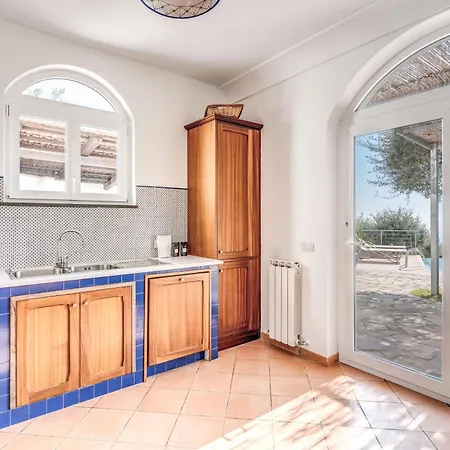 Chez Pie Panoramic Views Pool And Guest Services