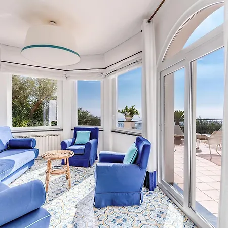 Villa Chez Pie Panoramic Views Pool And Guest Services