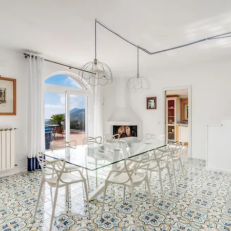 Chez Pie Panoramic Views Pool And Guest Services *