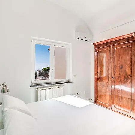 Villa Chez Pie Panoramic Views Pool And Guest Services