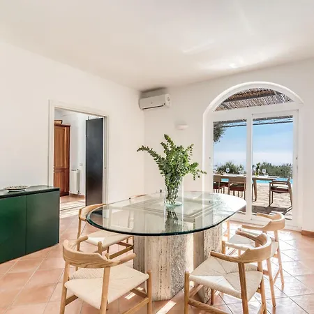 Villa Chez Pie Panoramic Views Pool And Guest Services