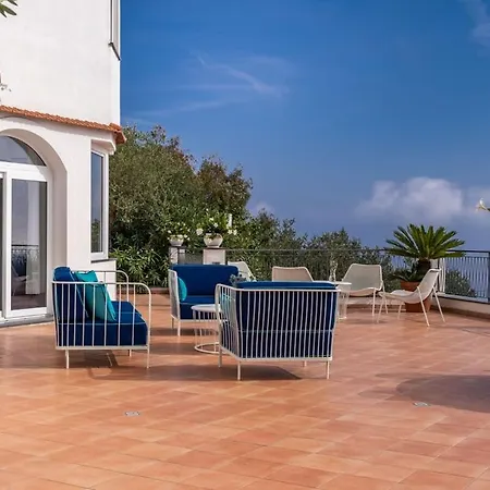 Villa Chez Pie Panoramic Views Pool And Guest Services SantʼAgata sui Due Golfi
